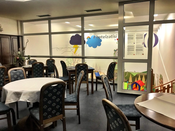 D6B7F529-EE8A-4996-90BE-E78049D773BD