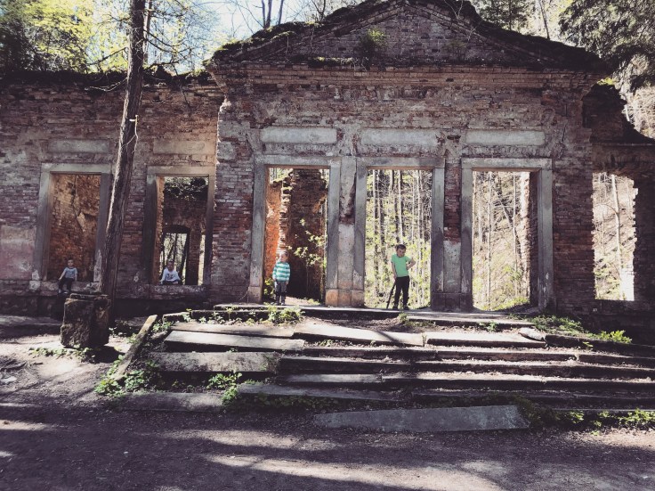 4AE7E226-A3B0-4B44-BEAA-DC5D9F53DB66