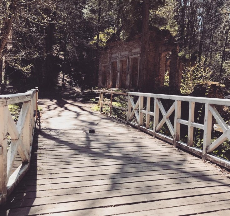 E5D121B0-F4EA-48D0-9DE3-38246D9CE9A0