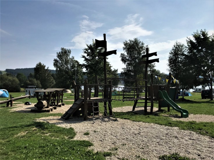 4D9960B3-D2FE-40CB-9B3B-2F6EF621A85F